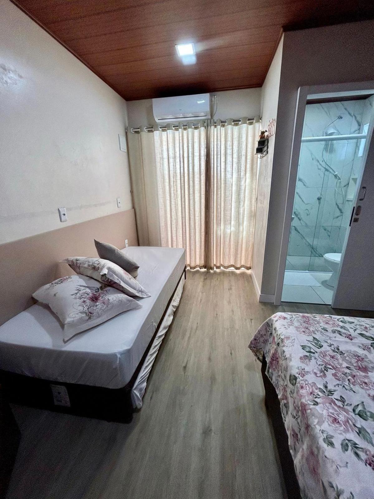 Quarto Duplo Econômico